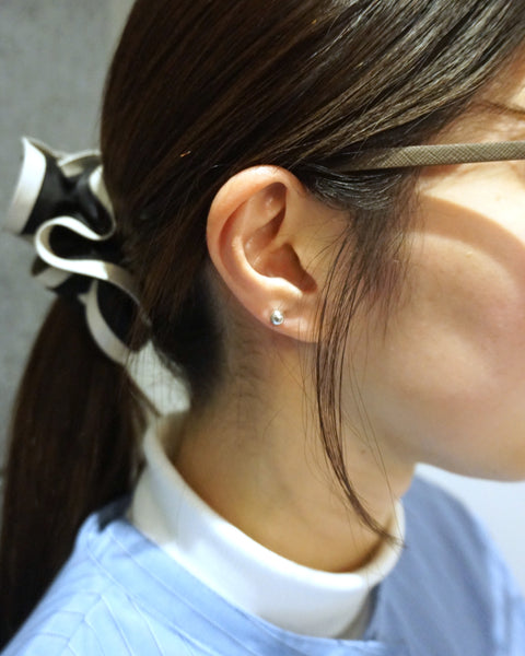 LOYTO STORE｜【NINA&JULES(ニナ・エ・ジュール)】ボールスタッドピアス