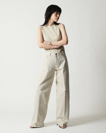 新品未使用タグ付きHAIKURE パンツ　BETHANY(75)　サイズ25 LOYTO STORE｜【HAIKURE（ハイクル）】BETHANY