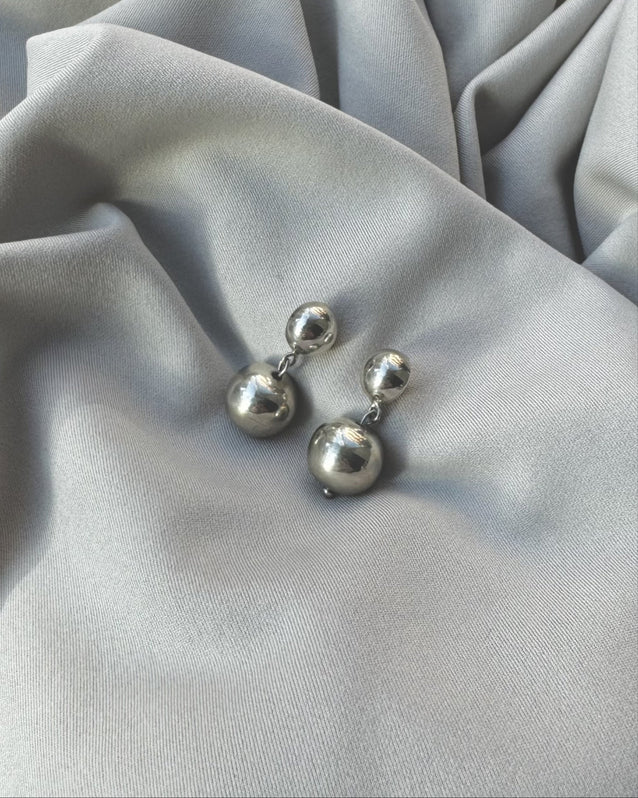 【NINA&JULES】ダブルボールシルバーピアス