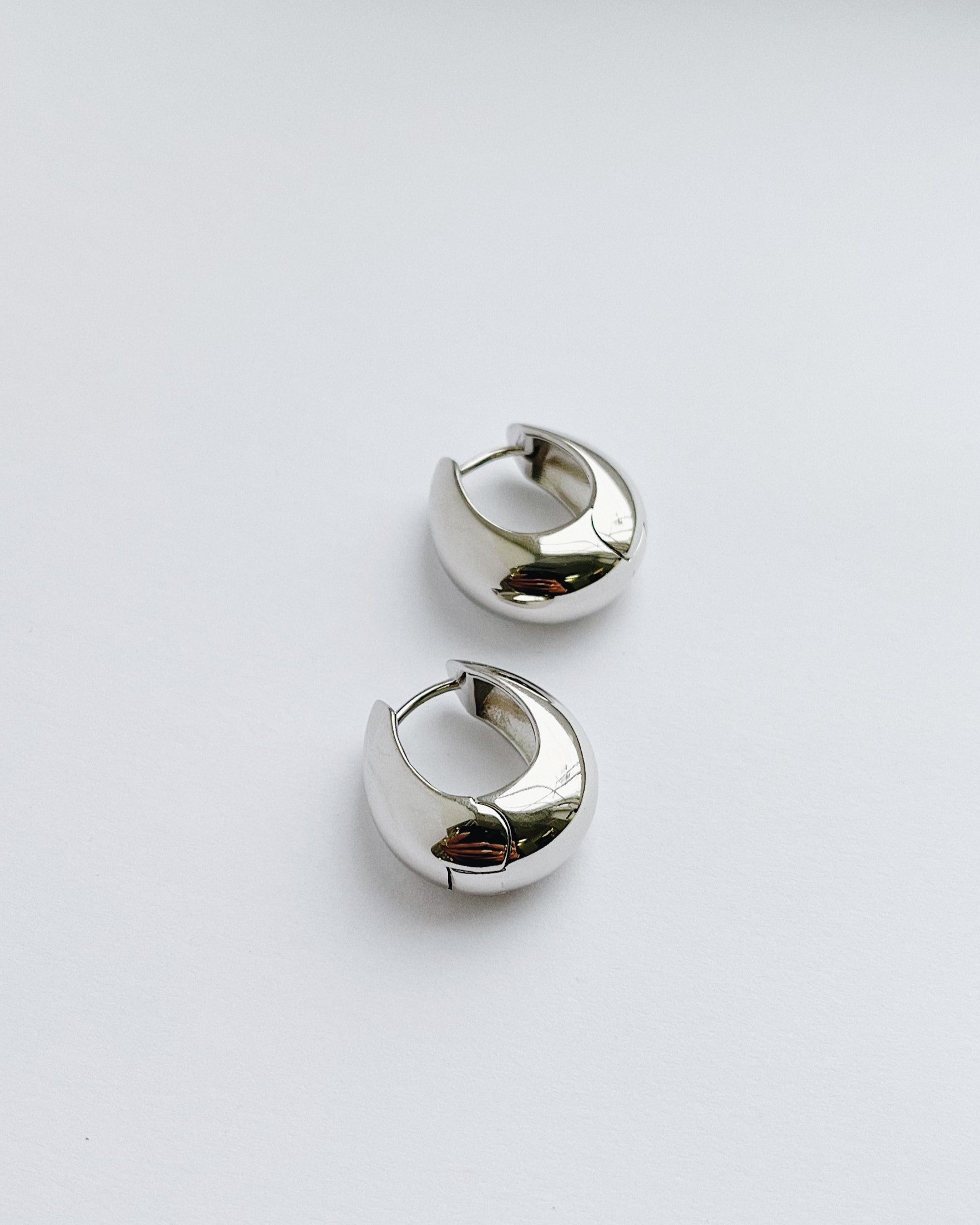 LOYTO STORE｜【Kara Yoo（カラ・ユ）】HAZELフープ