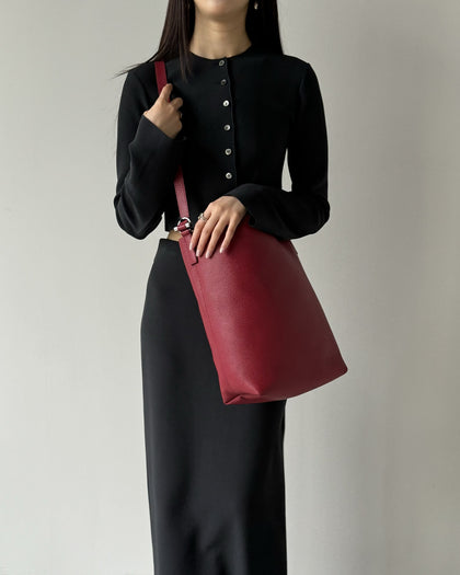 【極美品】リエンピーレ★ LAVINA★2way本革レザー大容量ショルダーバッグ LOYTO STORE｜【RIEMPIRE（リエンピーレ）】LAVINA 2way ソフト