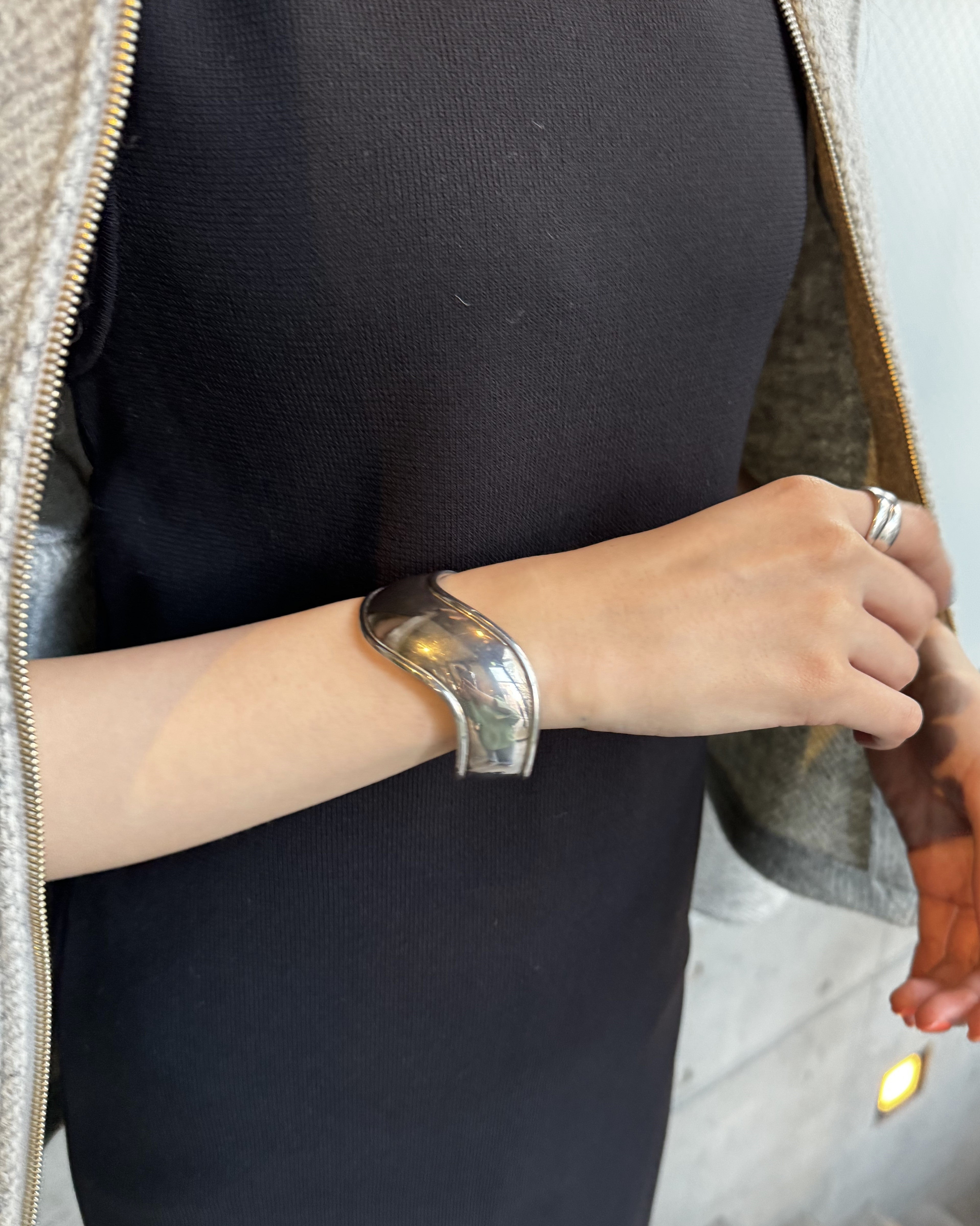 LOYTO STORE｜【NINA&JULES(ニナ・エ・ジュール)】ウェービーバングル