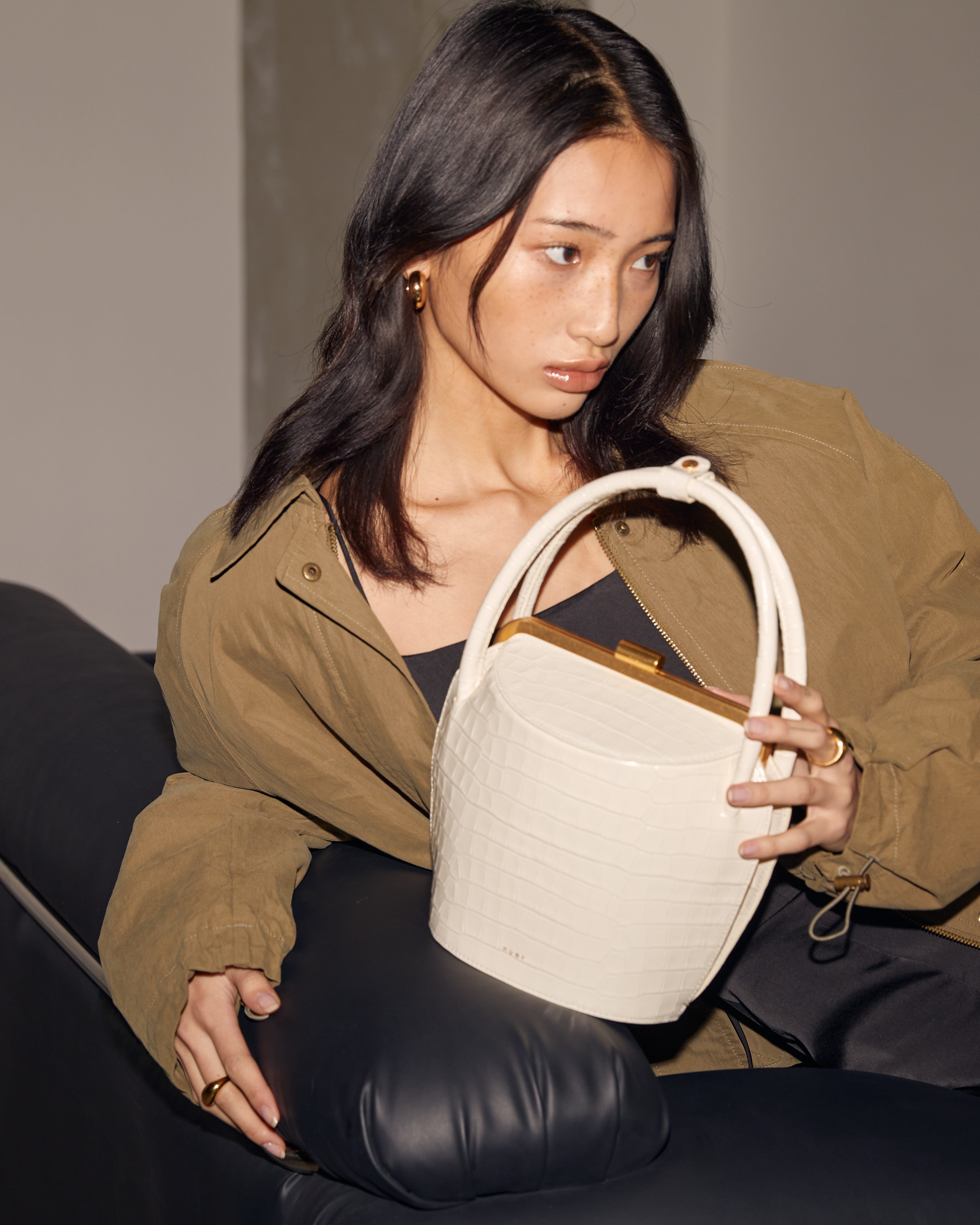 LOYTO STORE｜【nuer（ニューイ）】ペギー バッグ