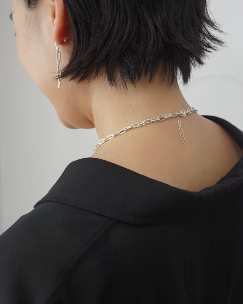 【NINA&JULES(ニナ・エ・ジュール)】スリーストランドチェーンネックレス