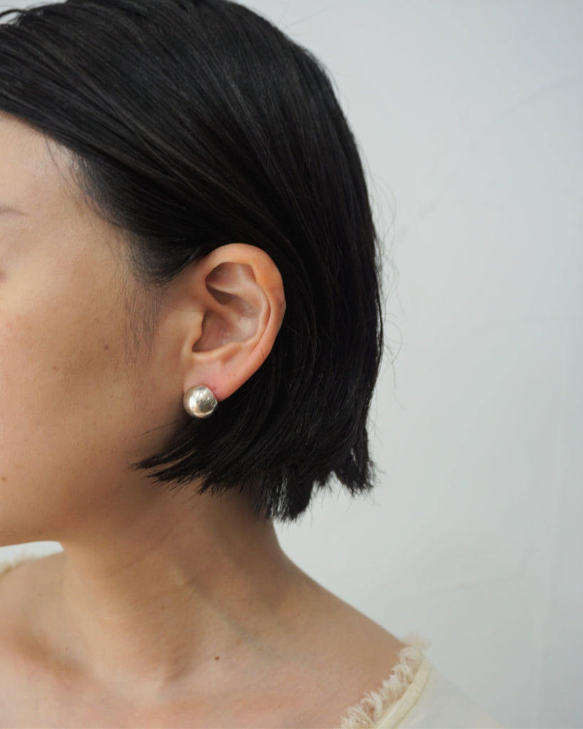 LOYTO STORE｜【NINA&JULES(ニナ・エ・ジュール)】ミニボールピアス