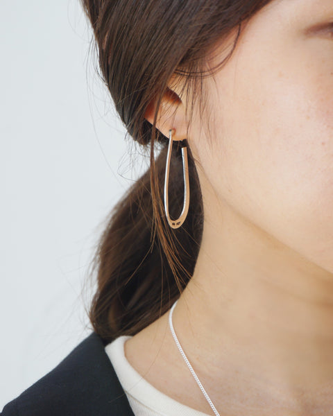 Nina&Jules シルバー ティアドロップ ダングルピアス Nina&Jules】ティアドロップシルバーピアス | ニナ・エ